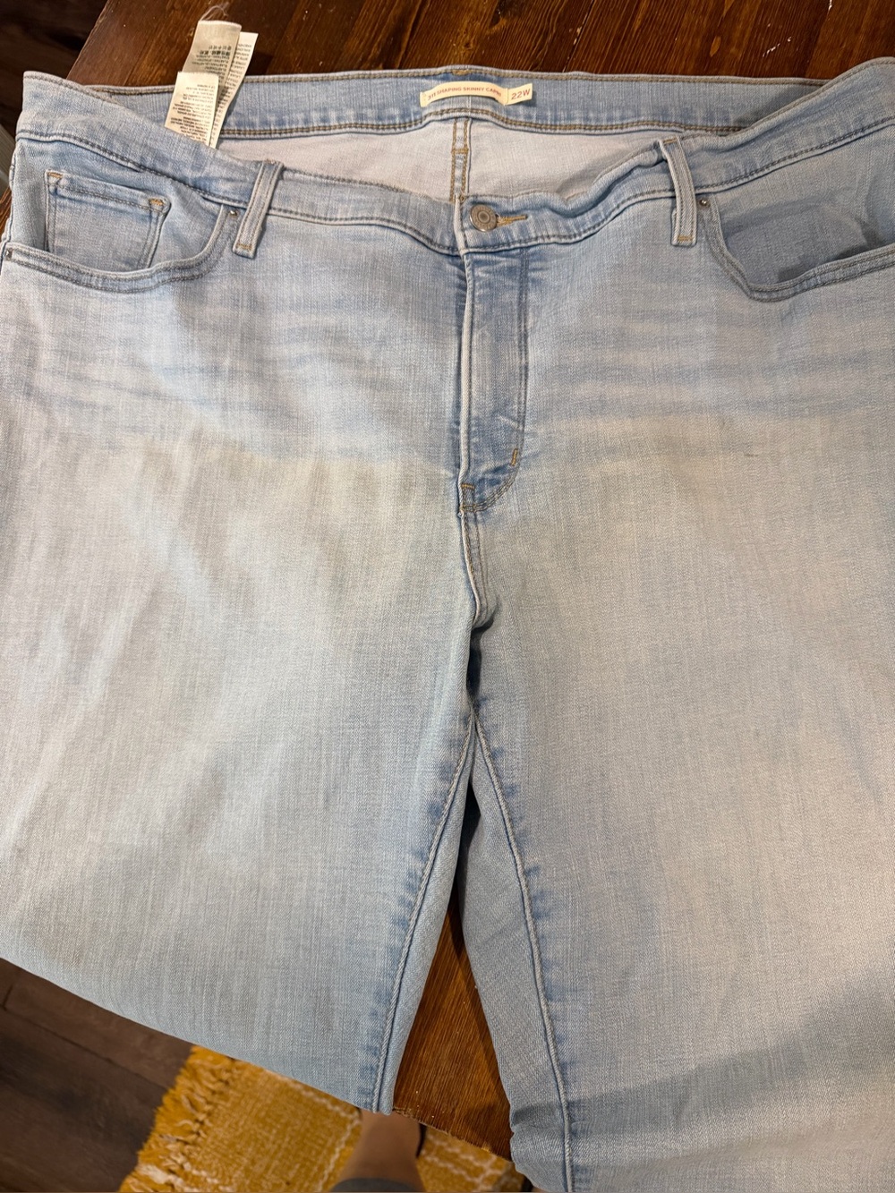 Levi’s 311 Shaping Skinny Capri Jeans Light Wash Plus Size 22W Stretch - Picture 7 of 10